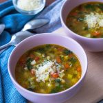Pupelių ir daržovių sriuba